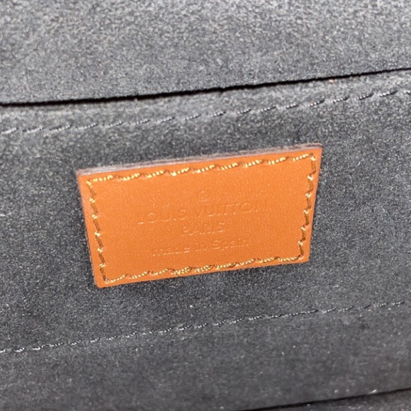 Louis Vuitton Monogram Dauphine Mini - Picture 11 of 14